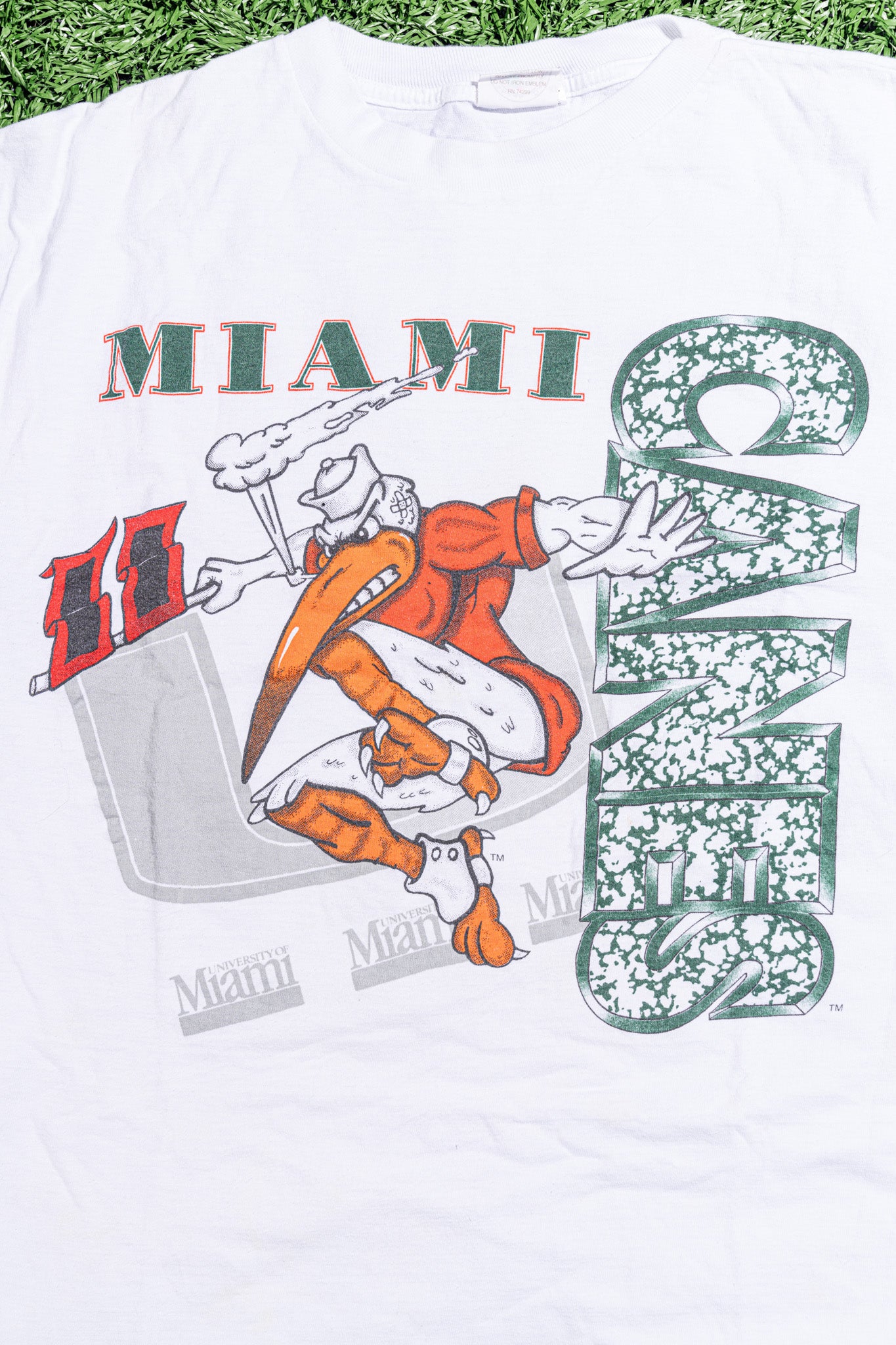 Stomping Sebastian Tee (XL)