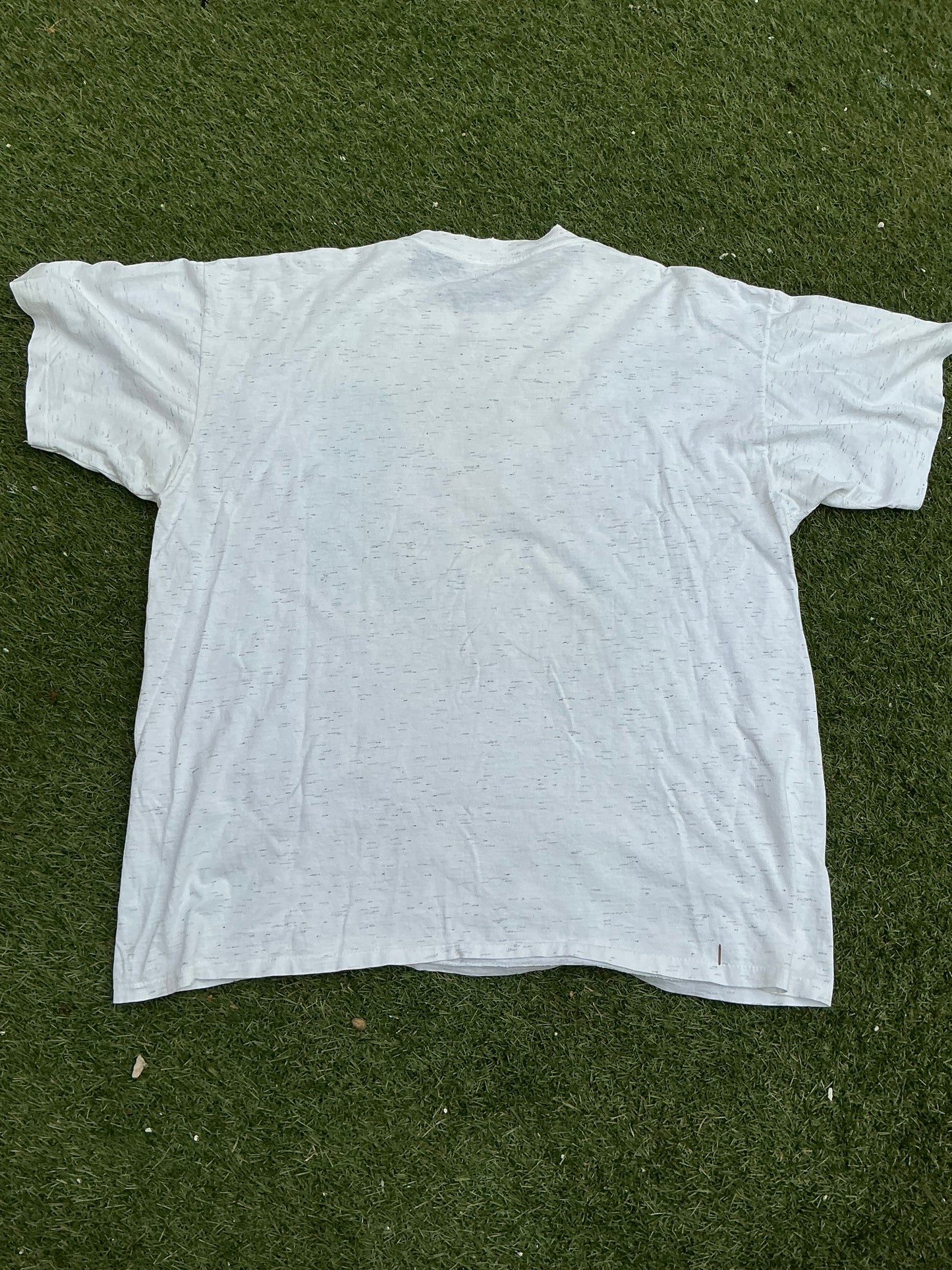 Run Through A Brick U Tee - L