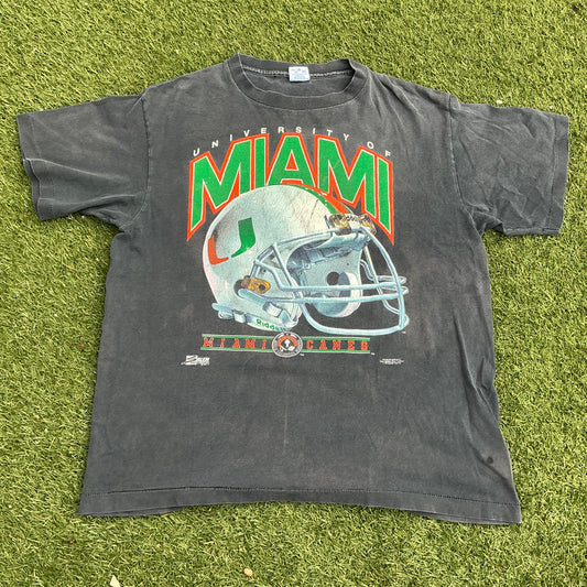Iconic Helmet Tee - L